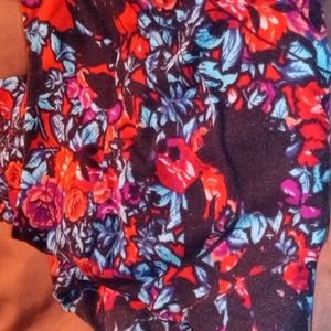 LuLaRoe tall and curvy leggings